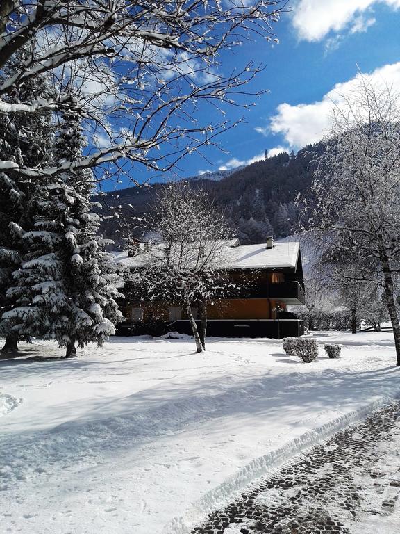 Отель Chalet Dafne Априка Экстерьер фото